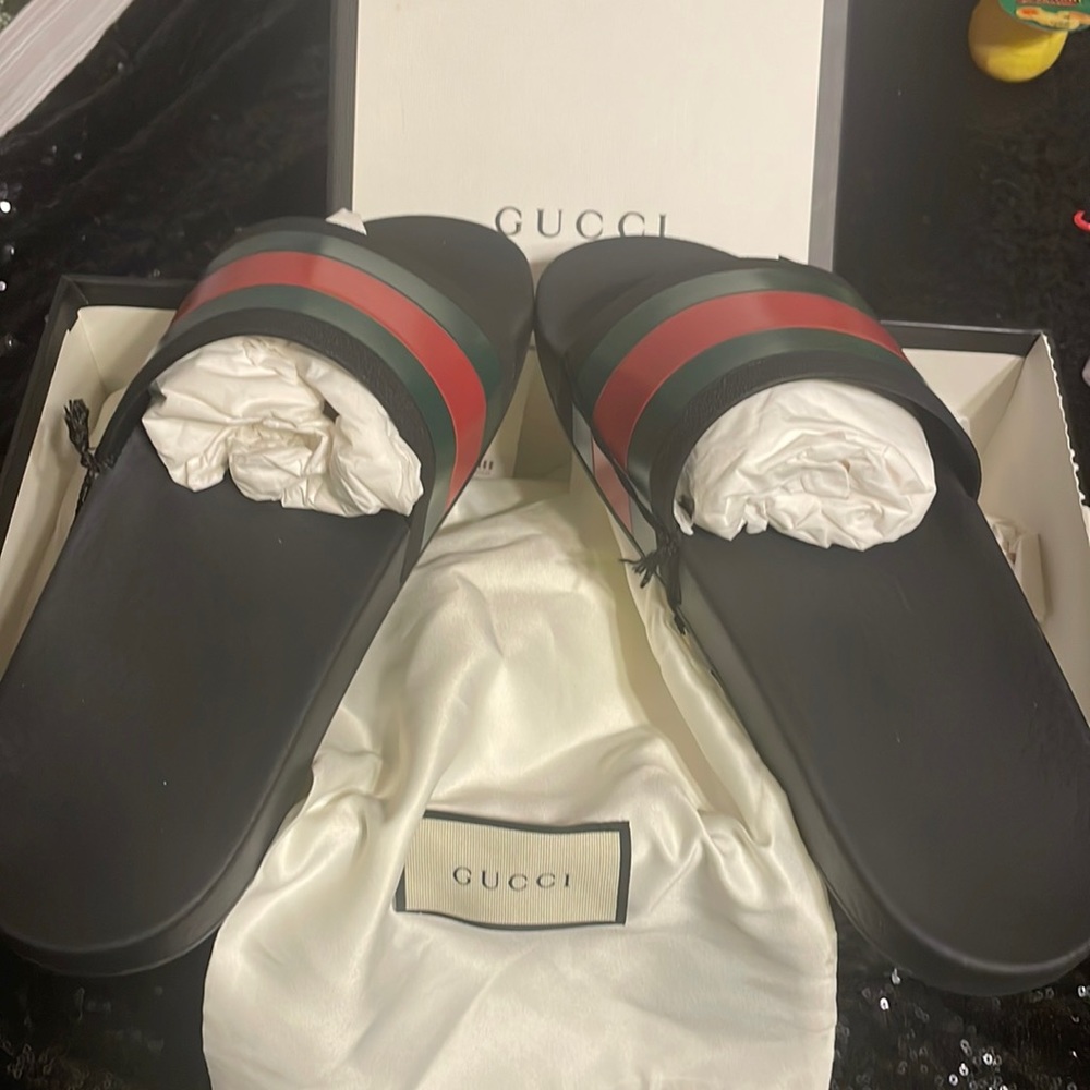 New authentic Gucci slides